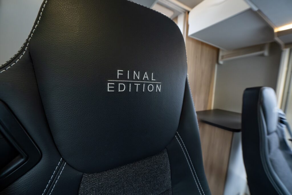 Frankia I7400 Platin Pure Final Edition_Karhuja